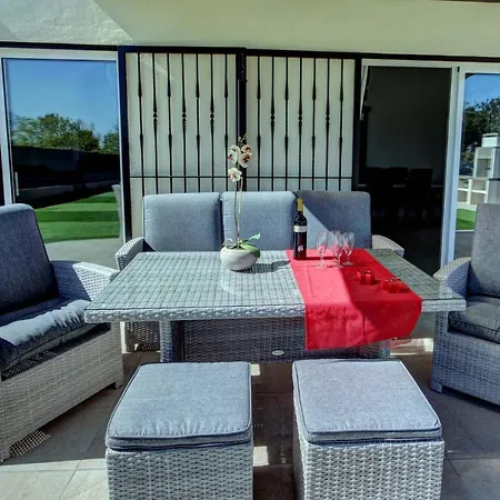 Vila Raff Villa