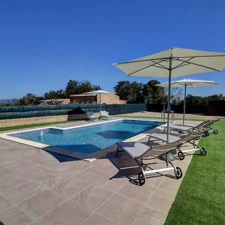 Vila Raff Villa *